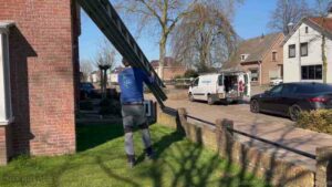 Schoorsteen onderhoud Spijkenisse ladder bus